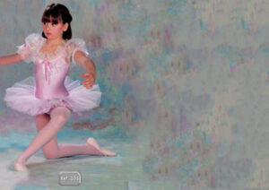 Tutu Corto Fantasia. Adorno Tul Liso, en Maillot 229